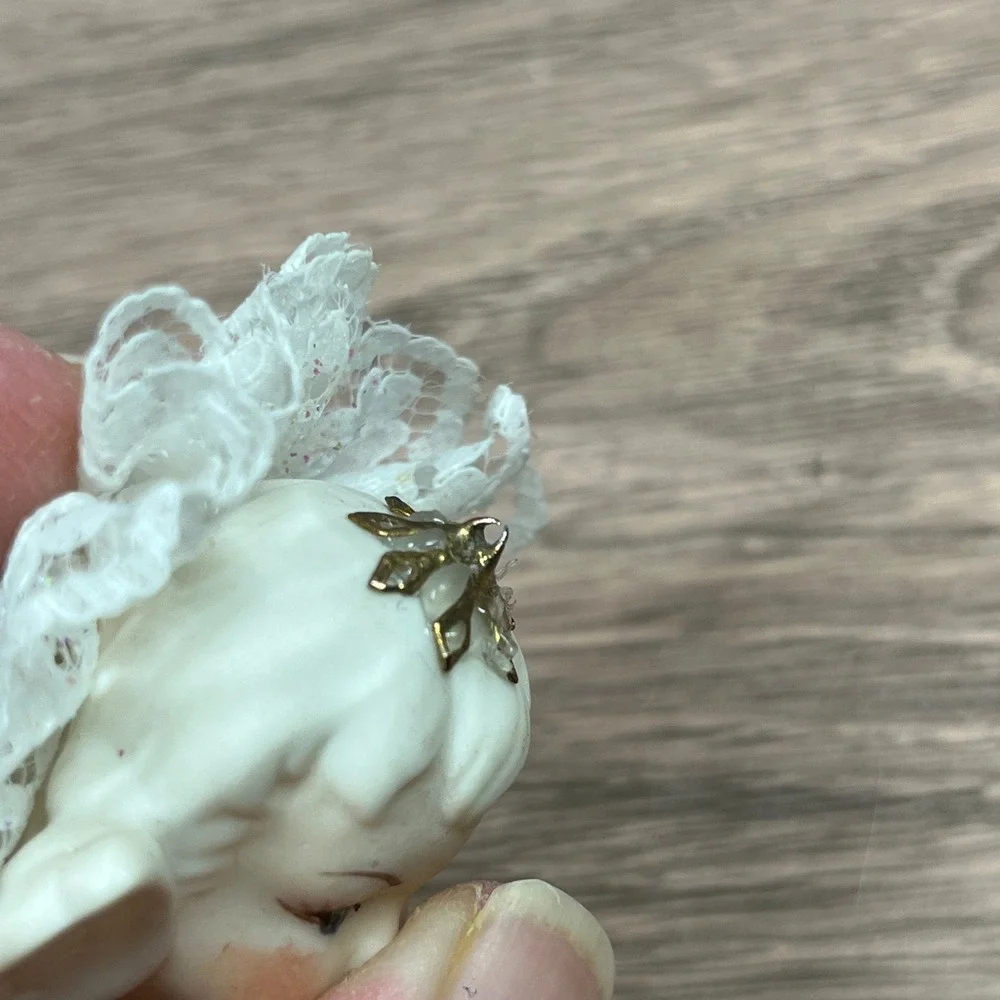 VTG Ceramic Cherub Angel Head Wings &‎ Sunburst Floral Christmas Ornaments Set
